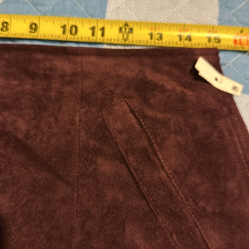 NWT BLANKNYC Suede Miniskirt in Brown - Picture 14 of 16